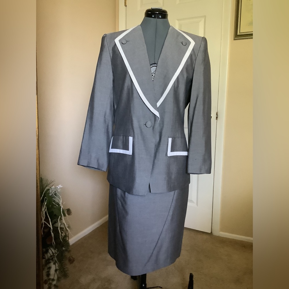 Grey Sterling Cooper 2 piece suit size 6 petite